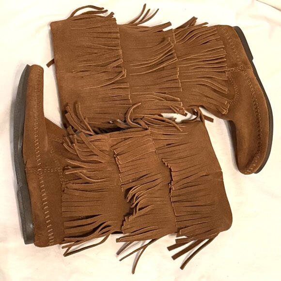 Minnetonka Women's 8 Boots Fringe Cognac Suede Moccasin Tall Boot EUC! 1638 - Picture 2 of 7